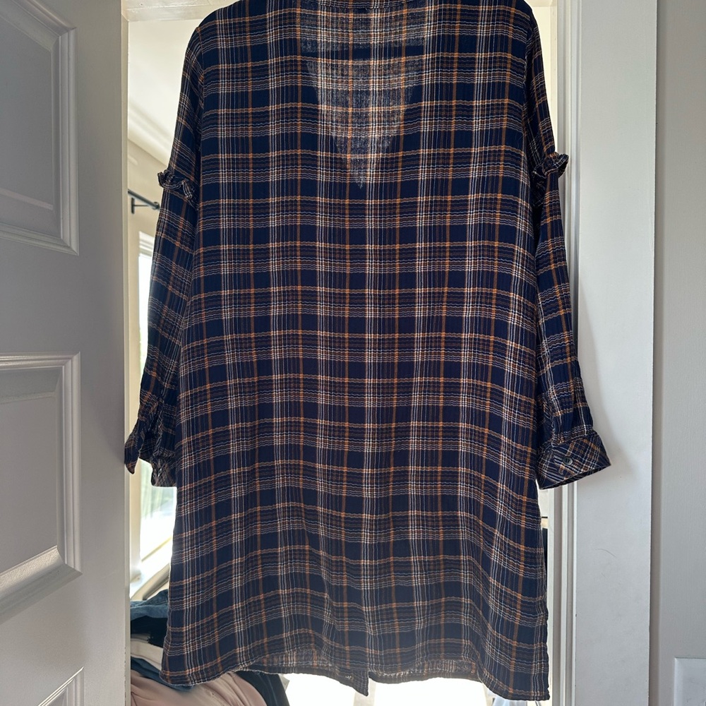 Madewell Plaid blue and brown V-Neck Women's flannel dress shirt- S - Picture 2 of 2